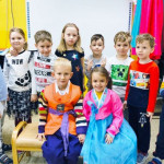 Ханбок примерять в этих группах каждый рад! Ханбок примерять в этих группах каждый рад!